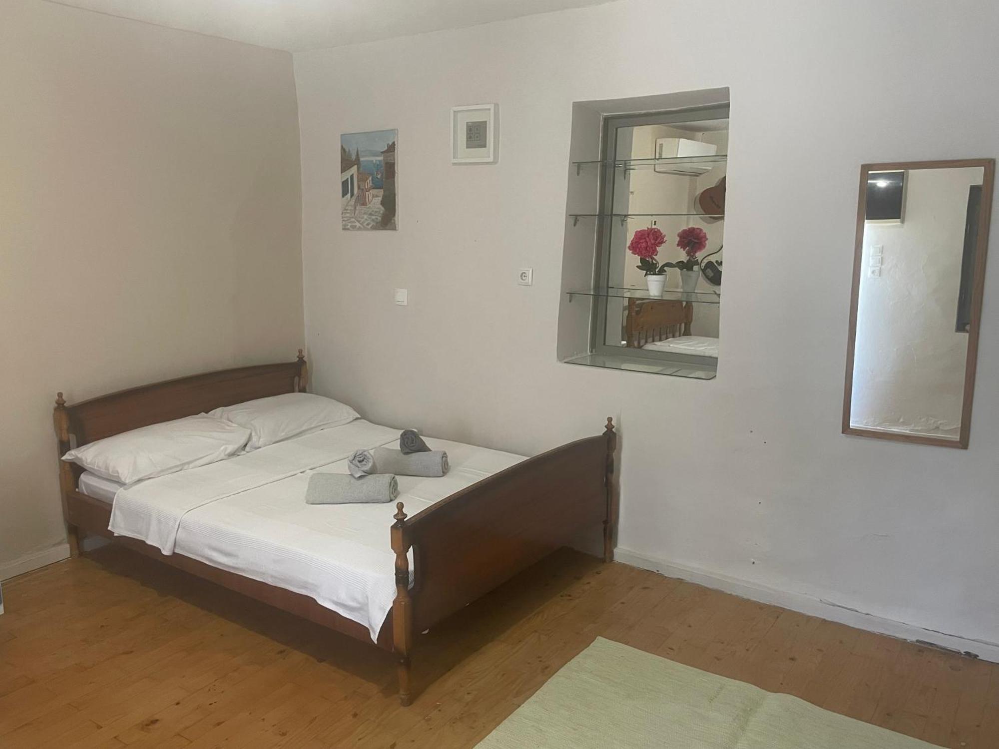 ספארטי Leonidas Apartments 1 מראה חיצוני תמונה